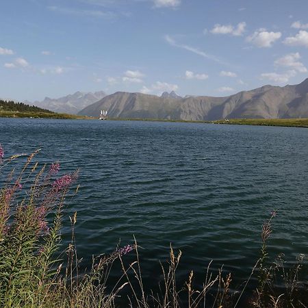 Retreat Solohike Apartment Mörel Екстериор снимка